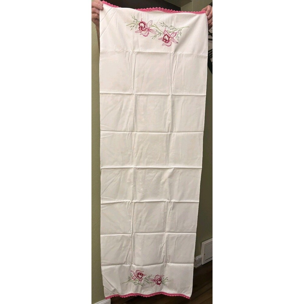 Vintage Hand Tatted Linen Dresser Scarf Table Runner